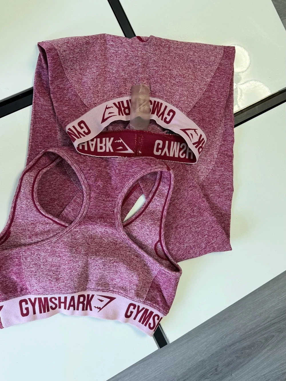 Gymshark Flex Heathered Maroon Sports Bra & Leggings Matching Set - Size Small